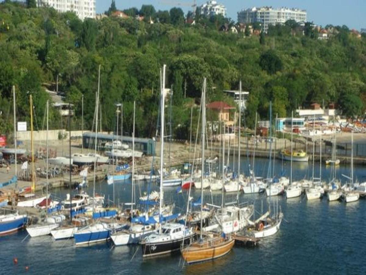 Уютный Домик На Французском Бульваре Odesa Exterior foto